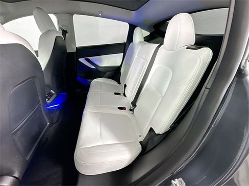 Used 2022 Tesla Model Y Performance image 22