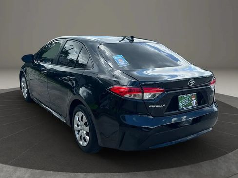 Used 2021 Toyota Corolla LE FWD image 5