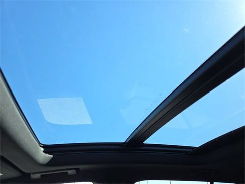 New 2026 Chevrolet Equinox EV LT image 24