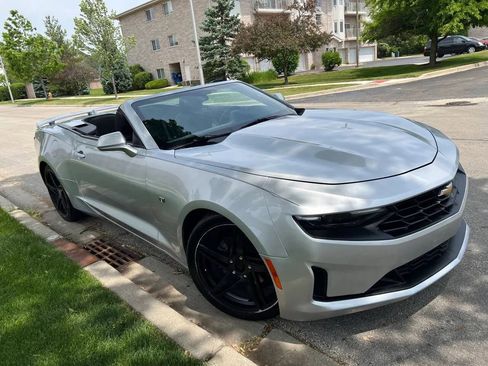 Used 2019 Chevrolet Camaro LT image 7