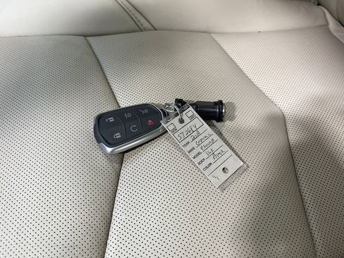 Used 2019 Cadillac Escalade Luxury image 41