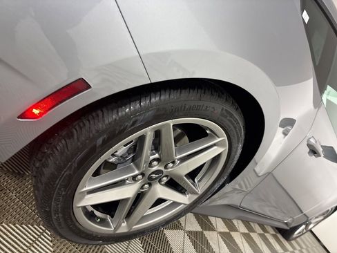 Used 2024 Ford Mustang Premium image 27