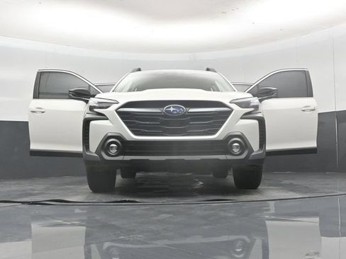 Used 2025 Subaru Outback Premium AWD/4WD image 60