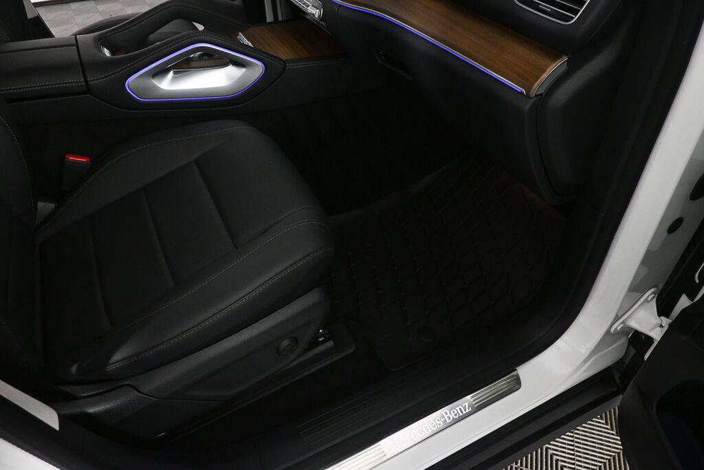 Certified 2025 Mercedes-Benz GLE 350 4MATIC image 23