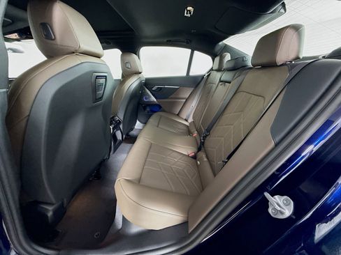 New 2026 BMW 540i xDrive w/ M Sport Package image 26