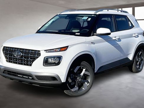 New 2026 Hyundai Venue SEL image 2