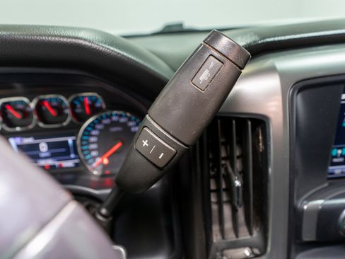 Used 2017 Chevrolet Silverado 1500 LT w/ Trailering Package image 25