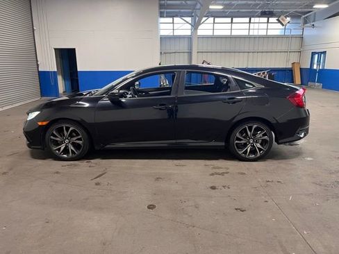 Used 2019 Honda Civic Sport image 6