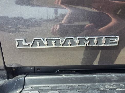 Used 2024 RAM 2500 Laramie AWD/4WD image 7