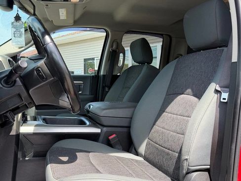 Used 2018 RAM 1500 Big Horn AWD/4WD image 11