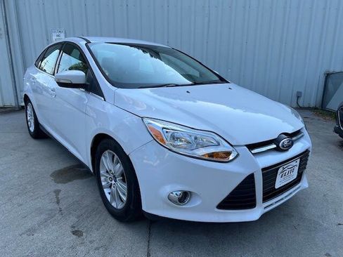 Used 2012 Ford Focus SEL image 1