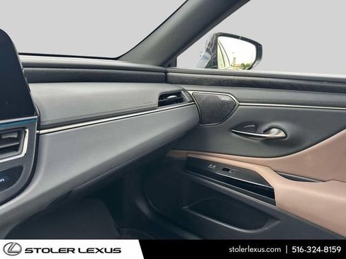 Used 2024 Lexus ES 350 Ultra Luxury w/ Accessory Package (Z2) FWD image 31