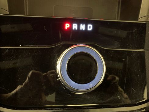 Used 2023 Jeep Grand Cherokee L Laredo image 44