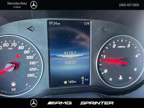 Used 2025 Mercedes-Benz Sprinter 2500 image 32