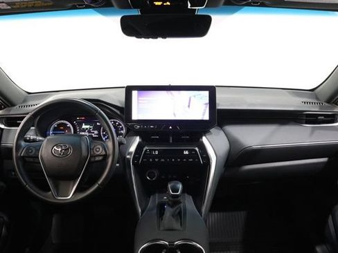 Used 2023 Toyota Venza Nightshade AWD/4WD image 14