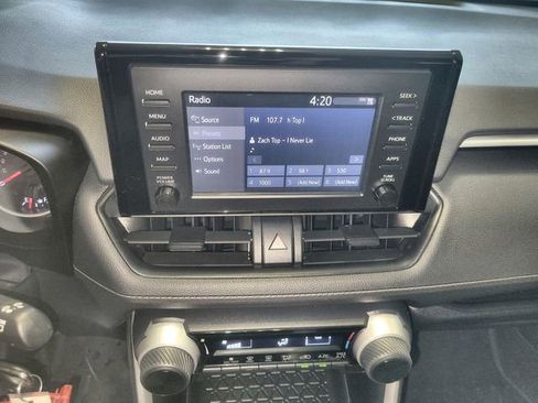 Used 2019 Toyota RAV4 LE w/ Carpet Mat Package image 16