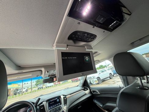 Used 2019 GMC Yukon Denali w/ Open Road Package AWD/4WD image 28