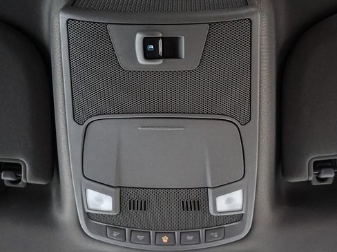 Used 2019 Ford F150 XLT w/ Equipment Group 302A Luxury AWD/4WD image 31