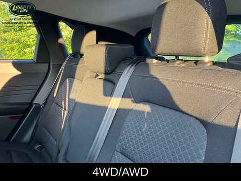 Used 2025 Ford Escape Active w/ Cold Weather Package AWD/4WD image 10