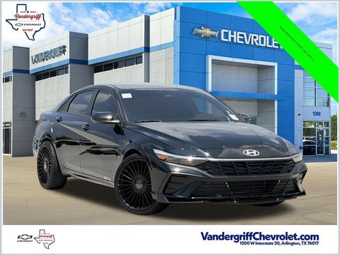 Used 2026 Hyundai Elantra Sport FWD image 1