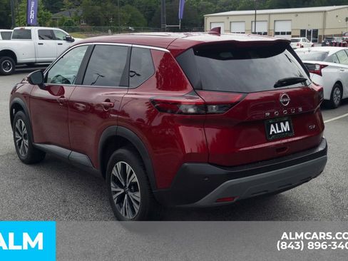Used 2023 Nissan Rogue SV FWD image 9