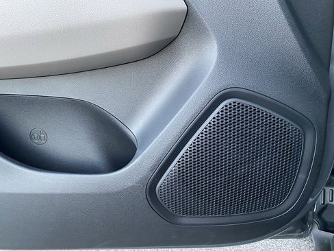 New 2025 Hyundai Venue SEL image 25