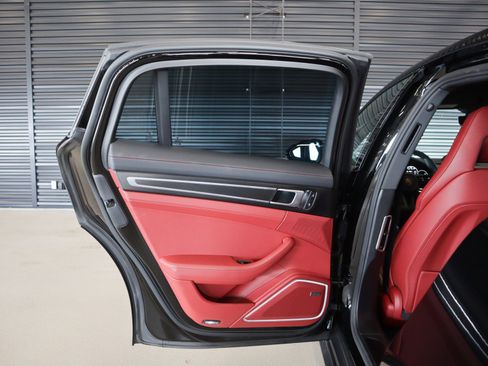 Certified 2023 Porsche Panamera Platinum Edition RWD image 21