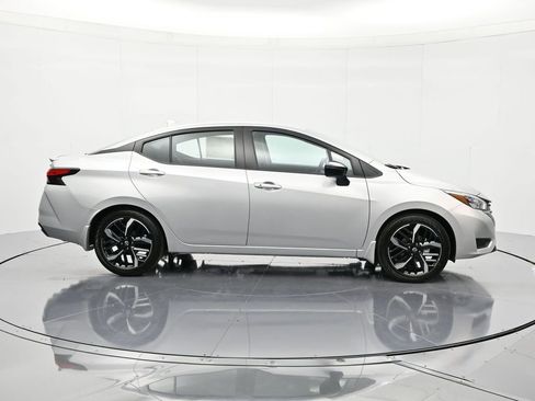 New 2025 Nissan Versa SR w/ Trunk Package image 5