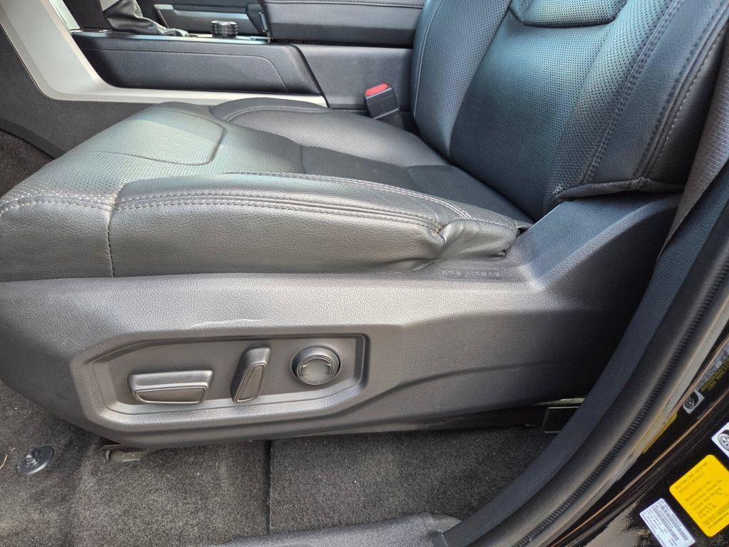 Used 2022 Toyota Tundra SR5 w/ SR5 Premium Package RWD image 10