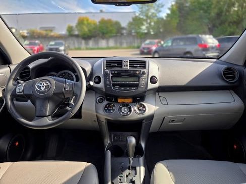 Used 2011 Toyota RAV4 Limited w/ Limited Extra Value Pkg AWD/4WD image 10