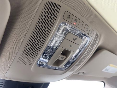 Used 2023 Mercedes-Benz EQB 300 4MATIC image 73