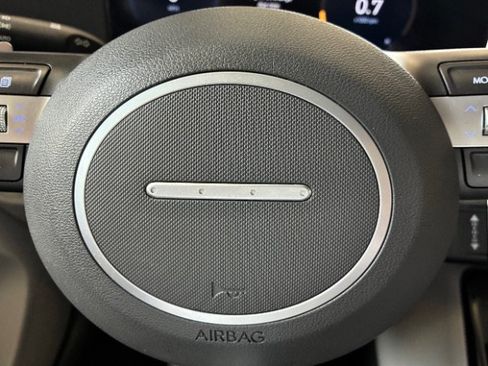 Used 2024 Hyundai Kona SEL w/ Convenience Package FWD image 21