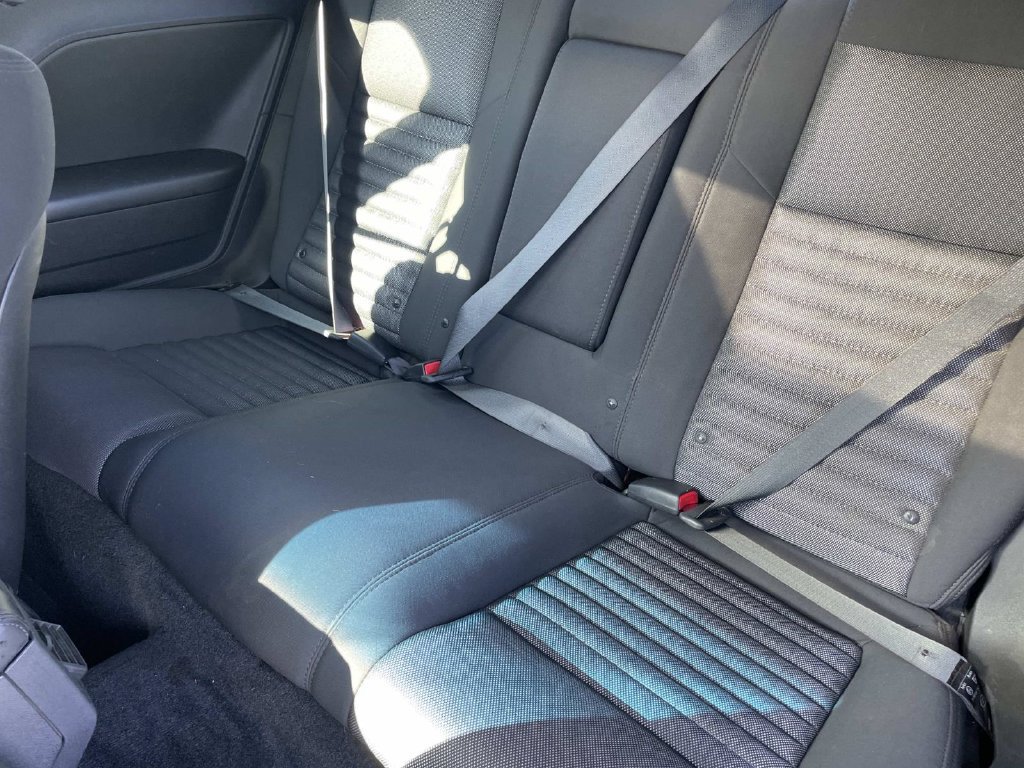 Used 2013 Dodge Challenger R/T RWD image 10