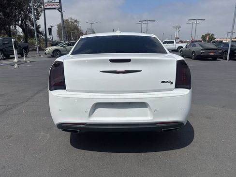 Certified 2023 Chrysler 300 S RWD image 6
