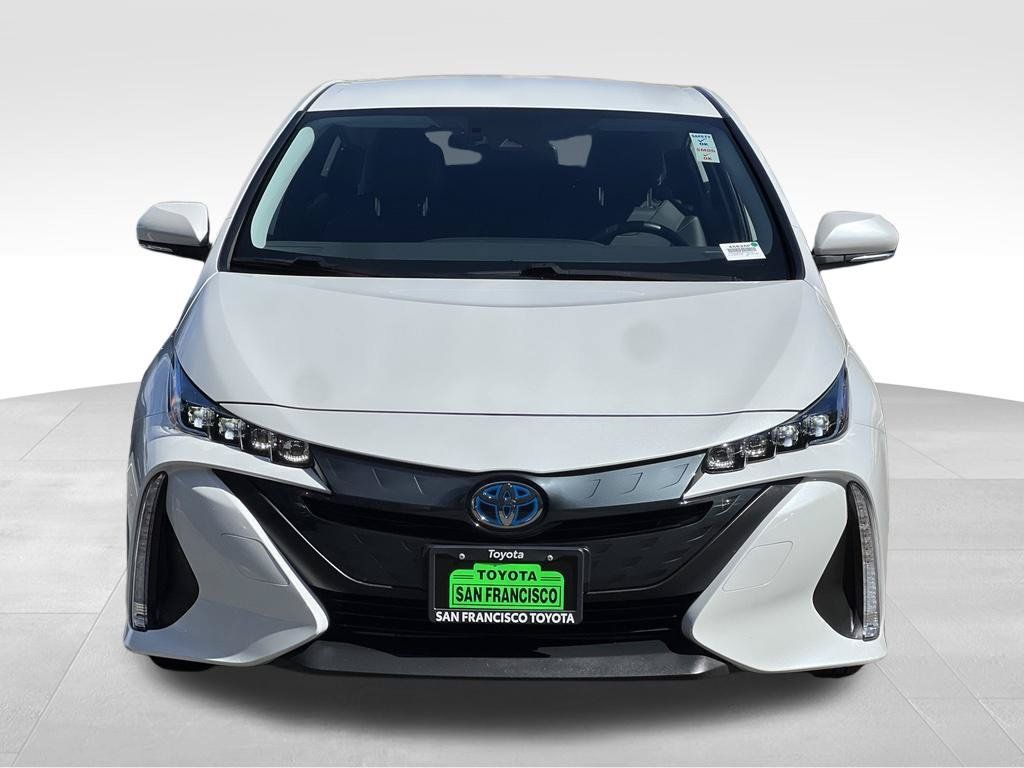 Certified 2022 Toyota Prius Prime XLE FWD image 8