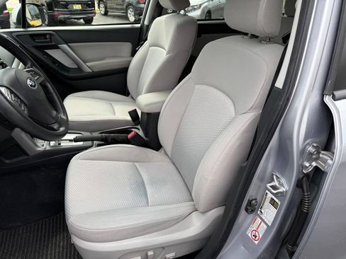 Used 2016 Subaru Forester 2.5i Premium w/ Protection Package #1 AWD/4WD image 12