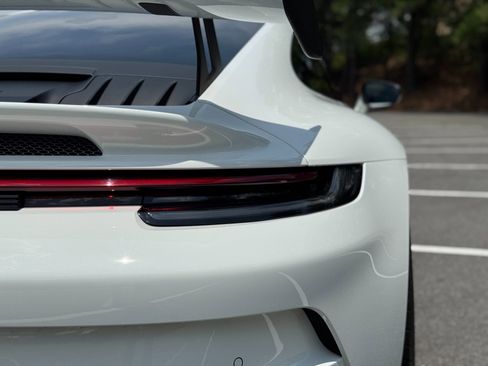 Used 2022 Porsche 911 GT3 RWD image 25