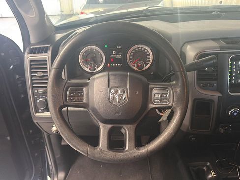 Used 2015 RAM 2500 Tradesman w/ Chrome Appearance Group image 15