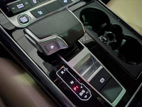 Certified 2023 Audi Q8 Premium w/ Convenience Package image 11