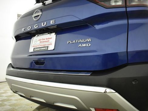 Used 2023 Nissan Rogue Platinum AWD/4WD image 45