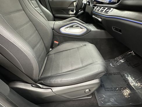 Certified 2024 Mercedes-Benz GLS 450 4MATIC image 15