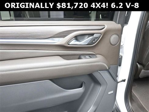 Used 2022 GMC Yukon XL Denali image 15