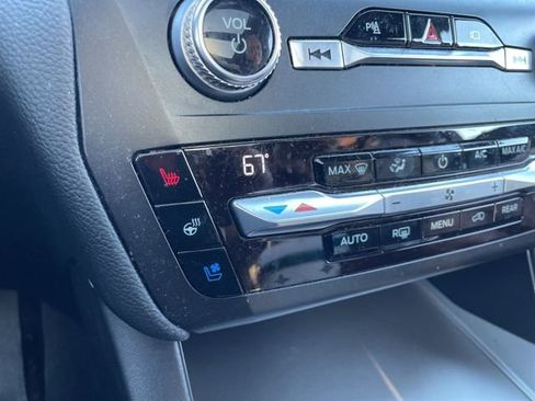 Used 2020 Ford Explorer ST w/ ST Street Pack image 11