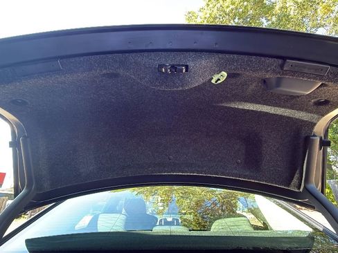 Used 2019 Chrysler 300 Touring w/ Sport Appearance Package image 20