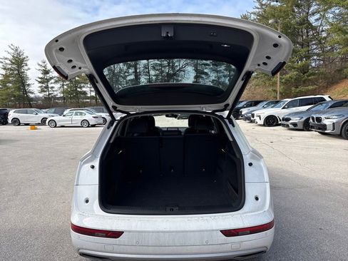 Used 2018 Audi Q5 2.0T Premium Plus w/ Premium Plus Package image 29
