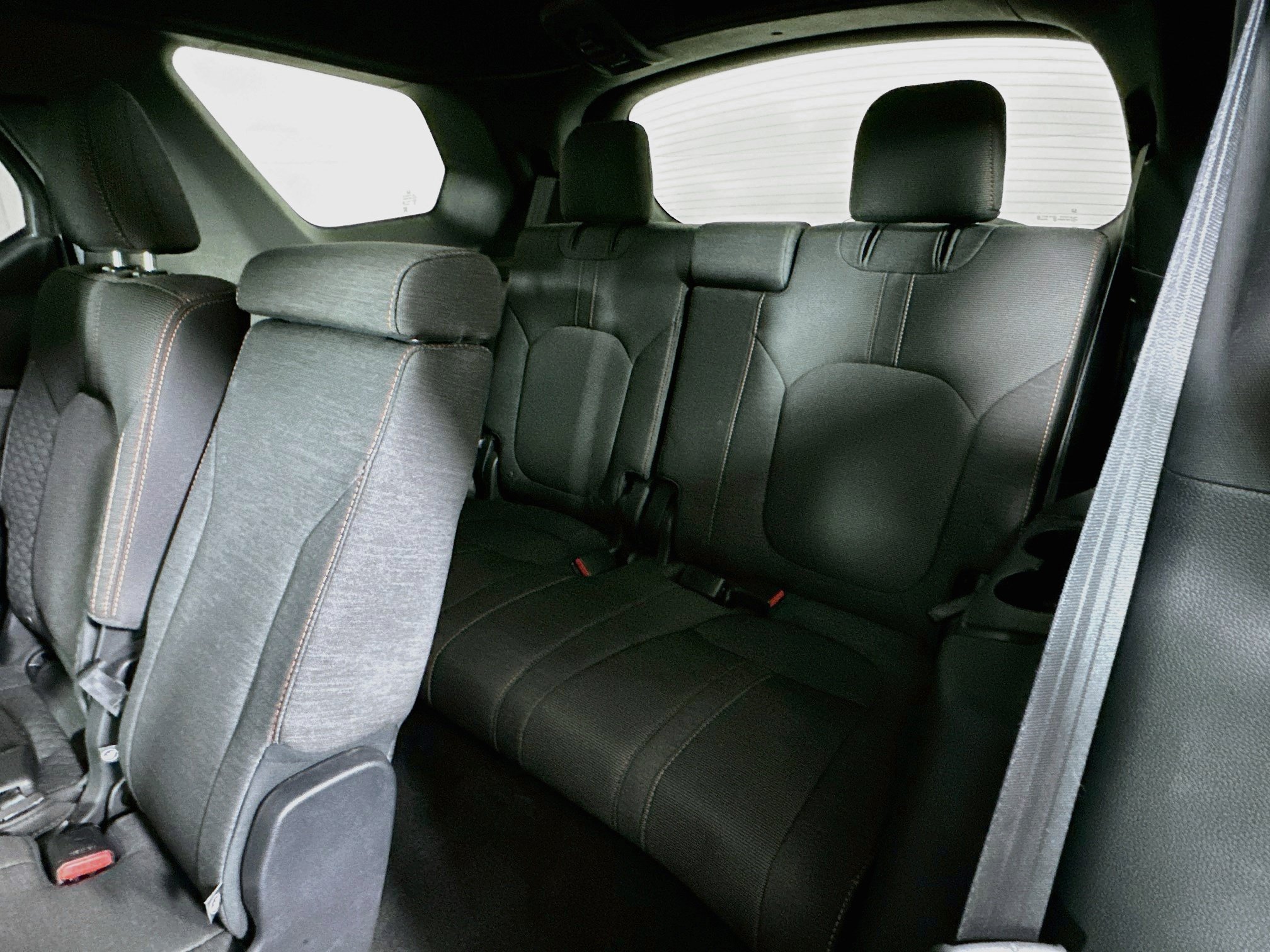 Used 2025 Honda Pilot Sport image 27