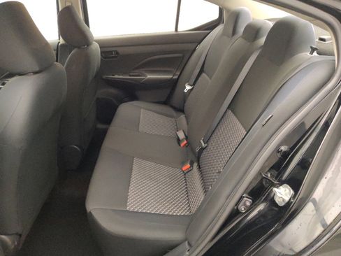 Used 2020 Nissan Versa S FWD image 18