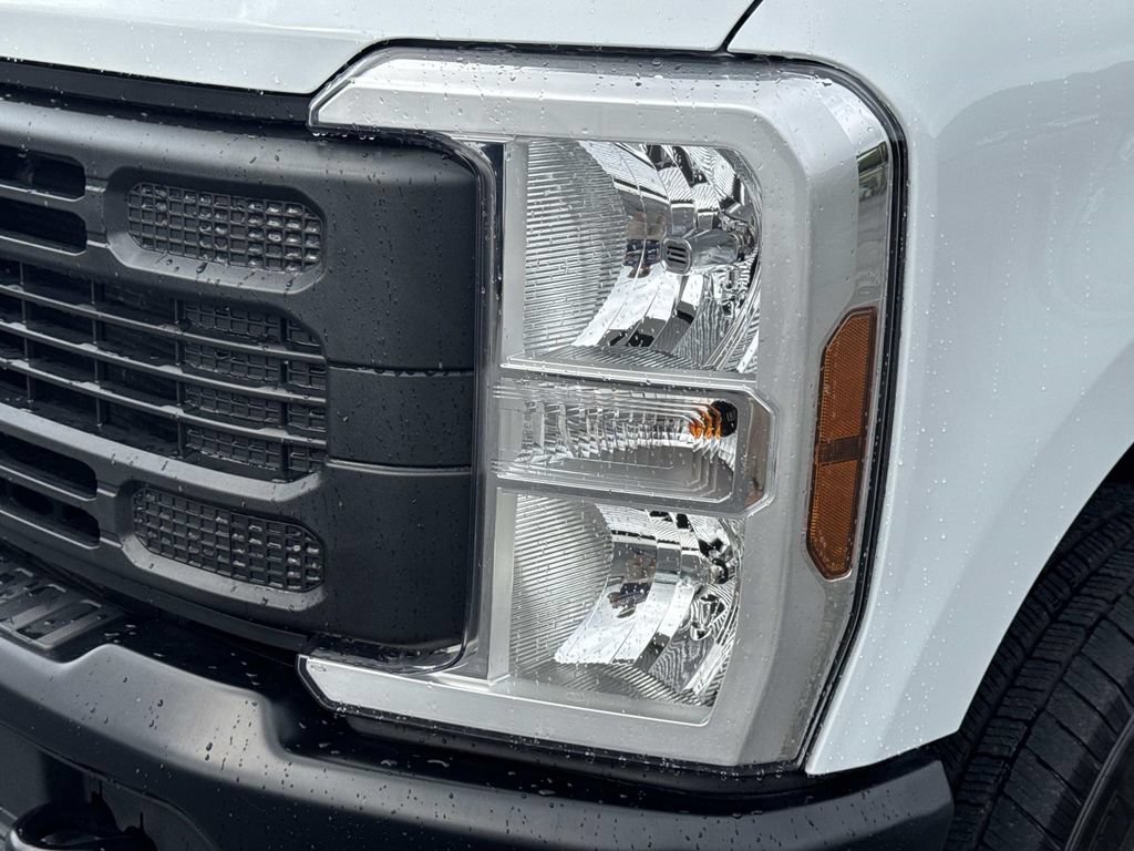 Used 2026 Ford F250 XL AWD/4WD image 9