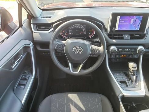 Used 2023 Toyota RAV4 XLE w/ Convenience Package AWD/4WD image 15