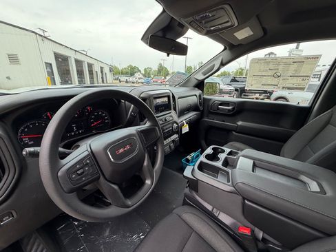 New 2026 GMC Sierra 1500 Pro AWD/4WD image 14